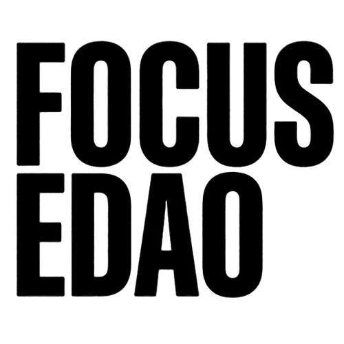 focusedao 黑白堆叠字体 logo